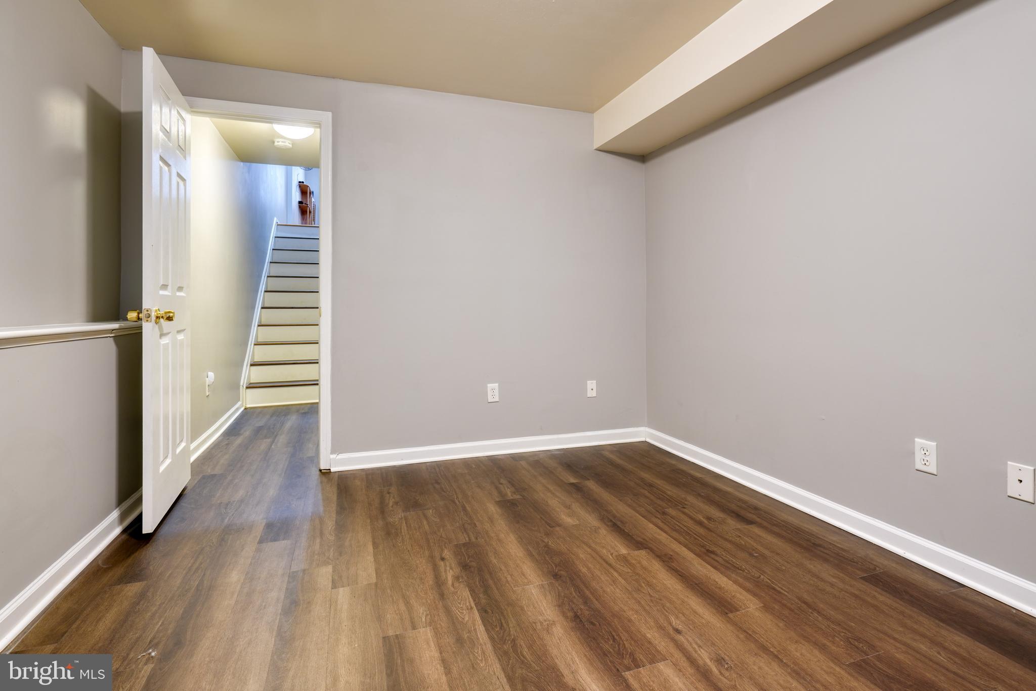 1004 South Curley Street Baltimore, MD 21224 - Photo 27 of 30
