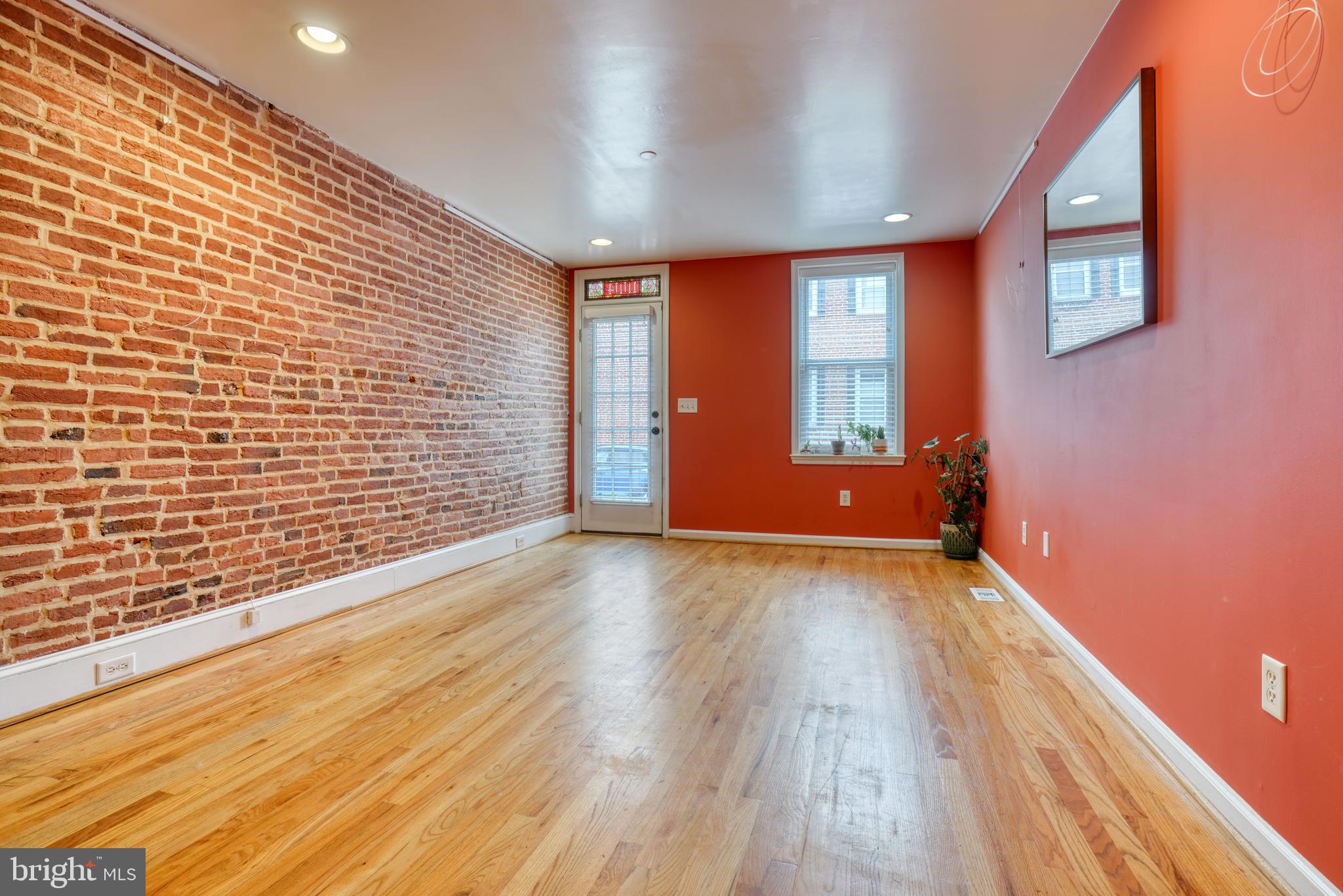 1004 South Curley Street Baltimore, MD 21224 - Photo 6 of 30