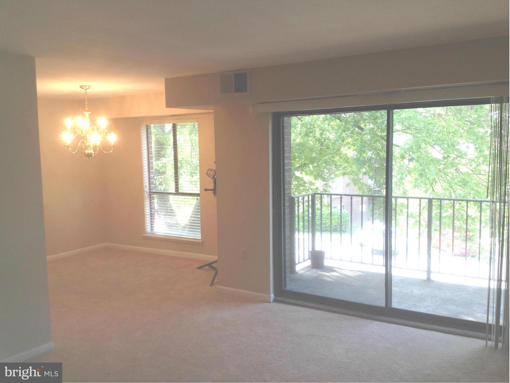17811 Buehler Road, Unit 82 Olney, MD 20832 - Photo 6 of 6 Family Room
