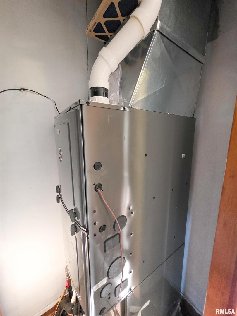 110 Hickory Street Flora, IL 62839 - Photo 49 of 71