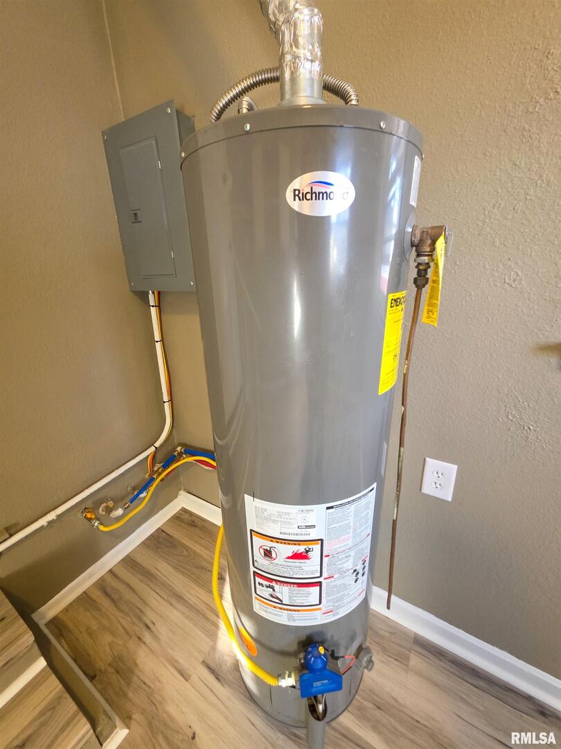 110 Hickory Street Flora, IL 62839 - Photo 53 of 71