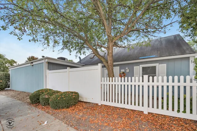 $259,900 | 119 Garden Drive, Montgomery, IL 60538