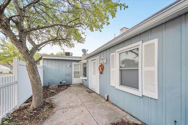 $259,900 | 119 Garden Drive, Montgomery, IL 60538