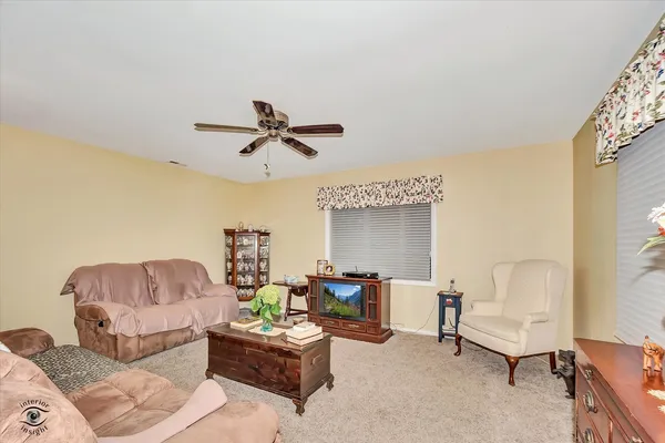 $234,900 | 119 Garden Drive, Montgomery, IL 60538