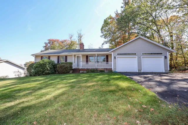 $525,000 | 35 Foch Street, Goffstown, NH 03102