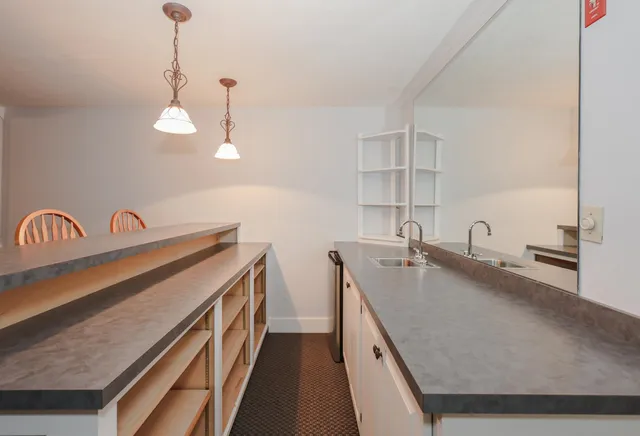 $525,000 | 35 Foch Street, Goffstown, NH 03102