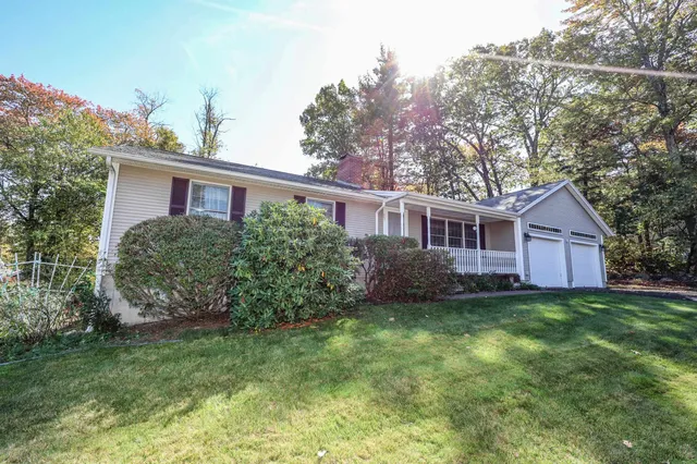 $525,000 | 35 Foch Street, Goffstown, NH 03102