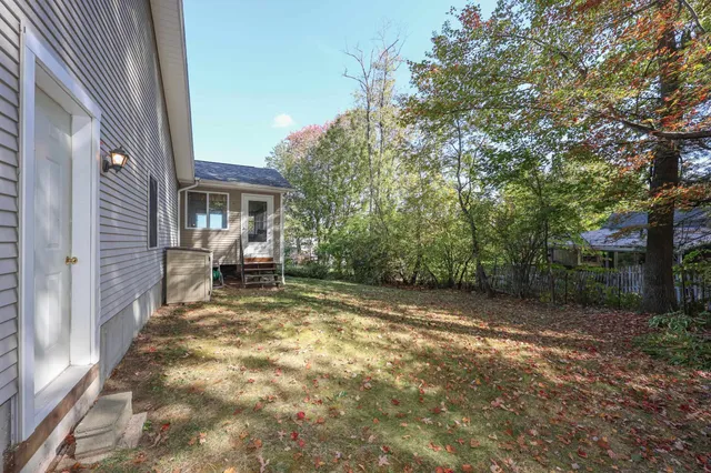 $525,000 | 35 Foch Street, Goffstown, NH 03102