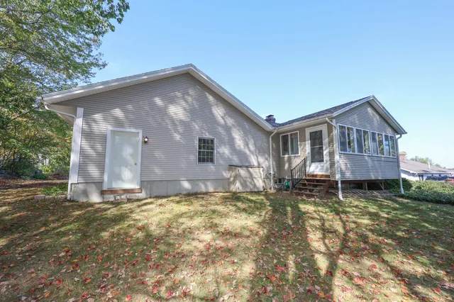 $525,000 | 35 Foch Street, Goffstown, NH 03102
