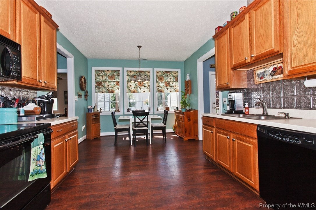 3440 Colony Mill Road Toano, VA 23168 - Photo 10 of 35 Gallery Image 10