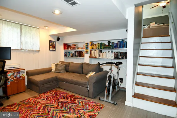 $749,000 | 5812 Piedmont Drive, Alexandria, VA 22310