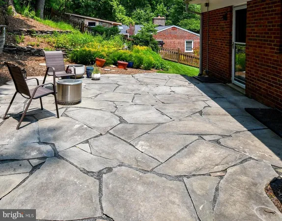 $749,000 | 5812 Piedmont Drive, Alexandria, VA 22310