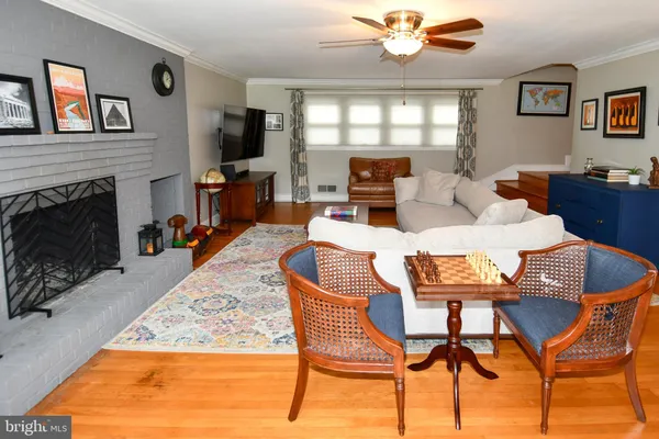 $749,000 | 5812 Piedmont Drive, Alexandria, VA 22310