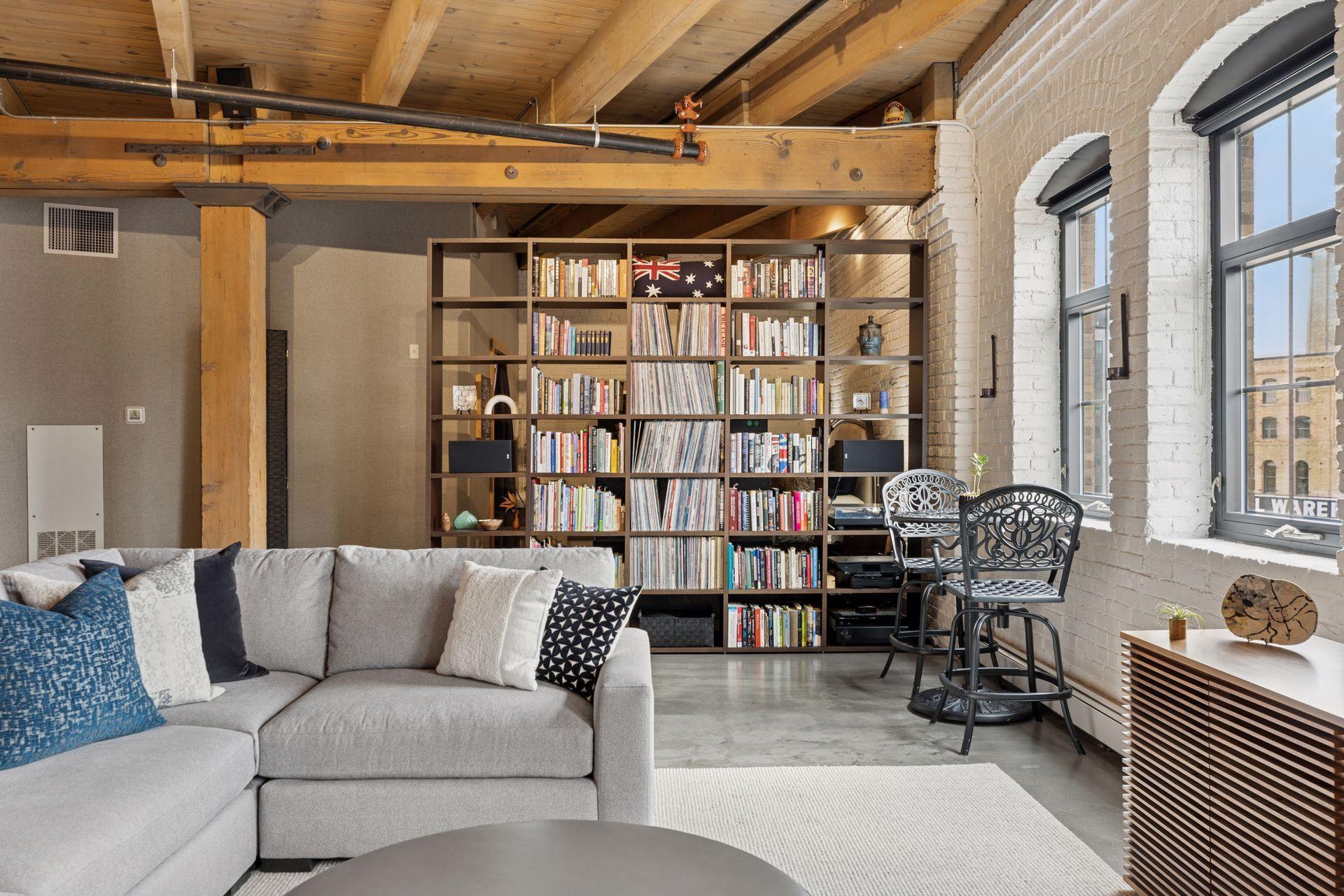 404 North Washington Avenue, Unit 402 Minneapolis, MN 55401 - Photo 14 of 36