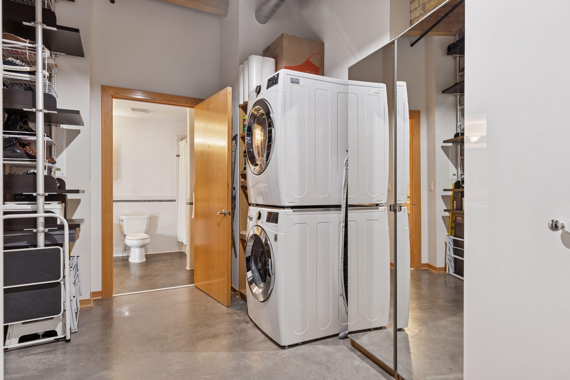 404 North Washington Avenue, Unit 402 Minneapolis, MN 55401 - Photo 23 of 36