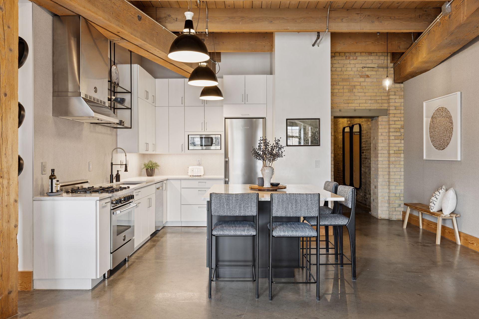 404 North Washington Avenue, Unit 402 Minneapolis, MN 55401 - Photo 5 of 36