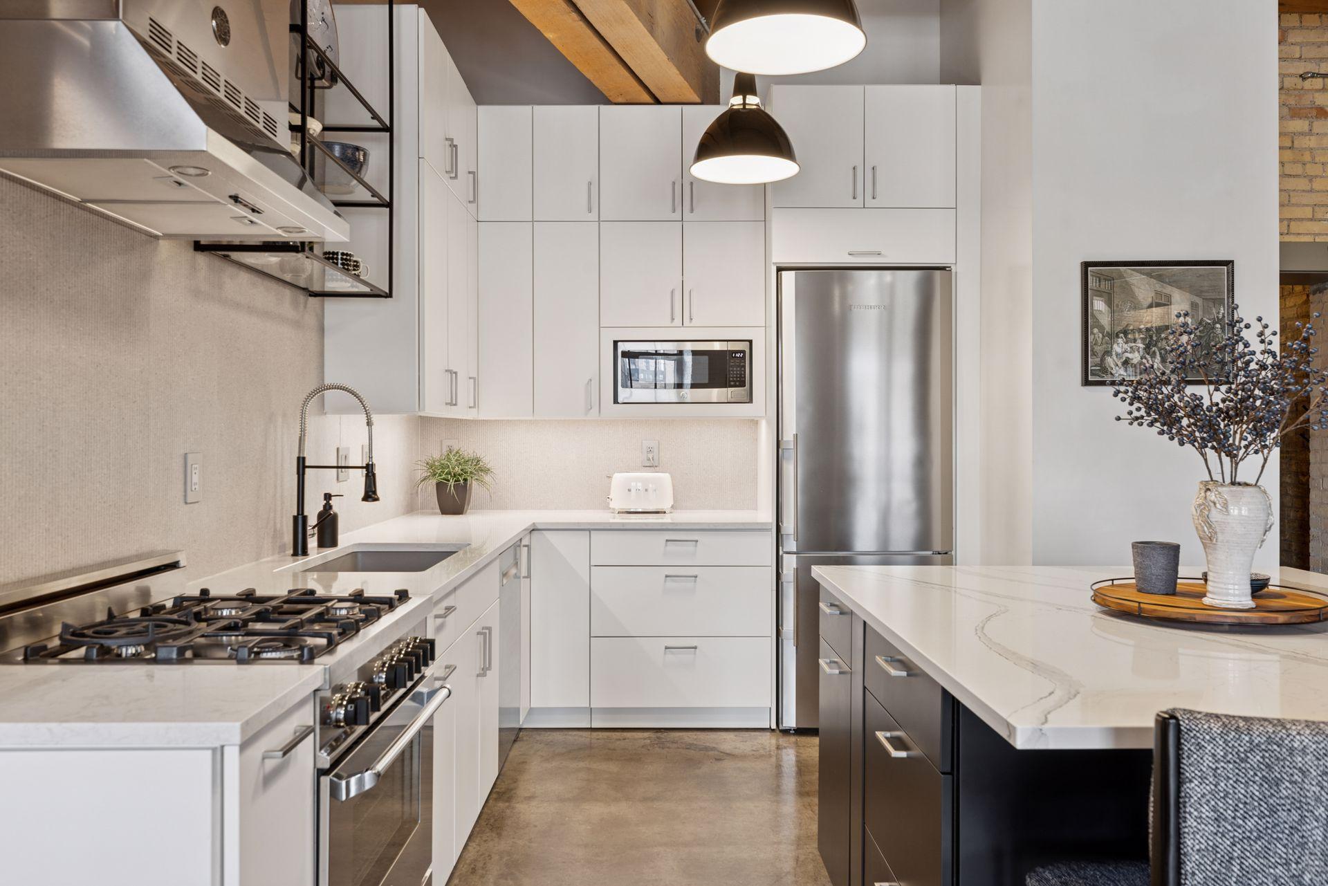 404 North Washington Avenue, Unit 402 Minneapolis, MN 55401 - Photo 9 of 36