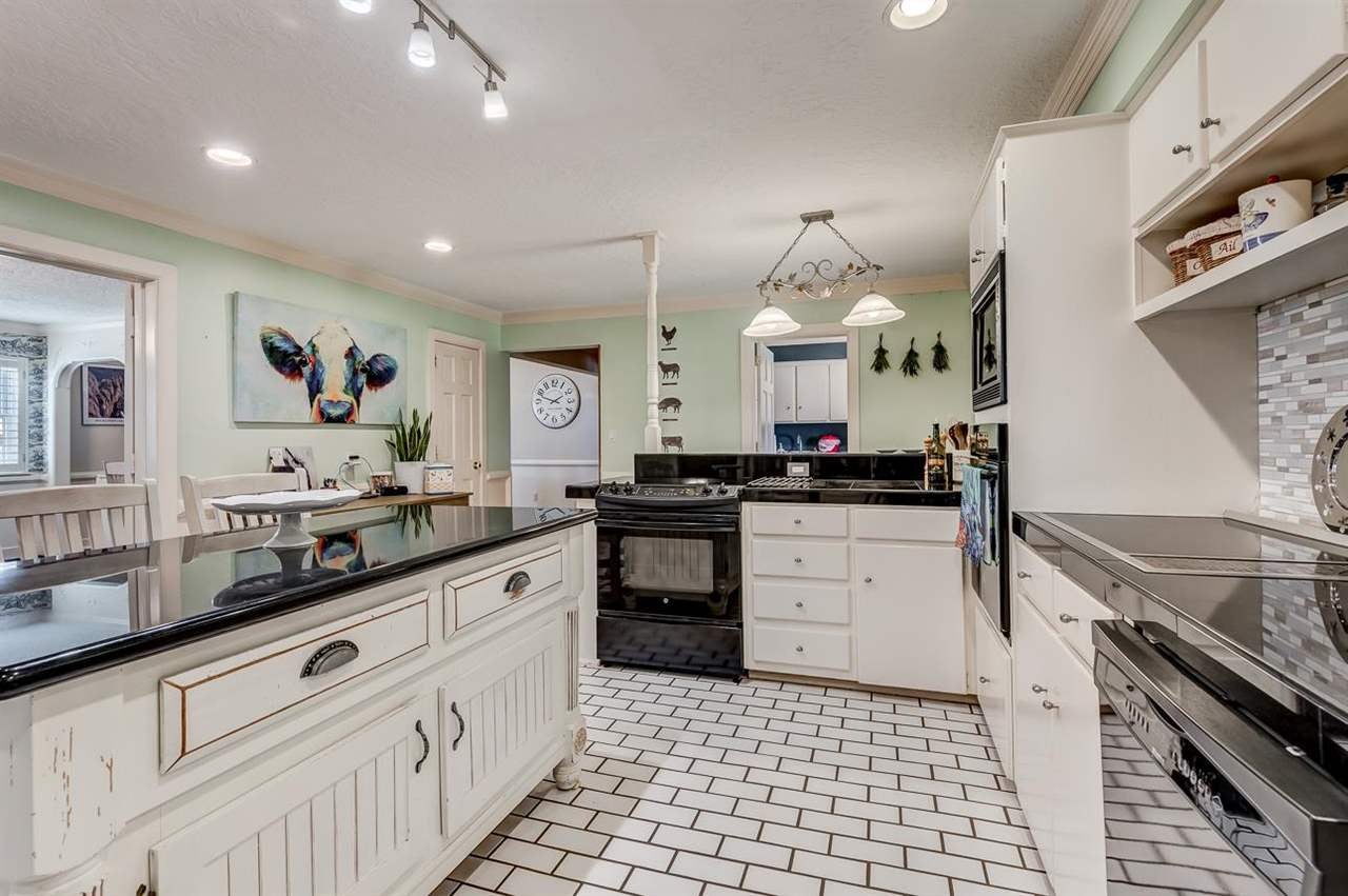 10701 Deer Ridge Perry, OK 73077 - Photo 12 of 40 Gallery Image 12