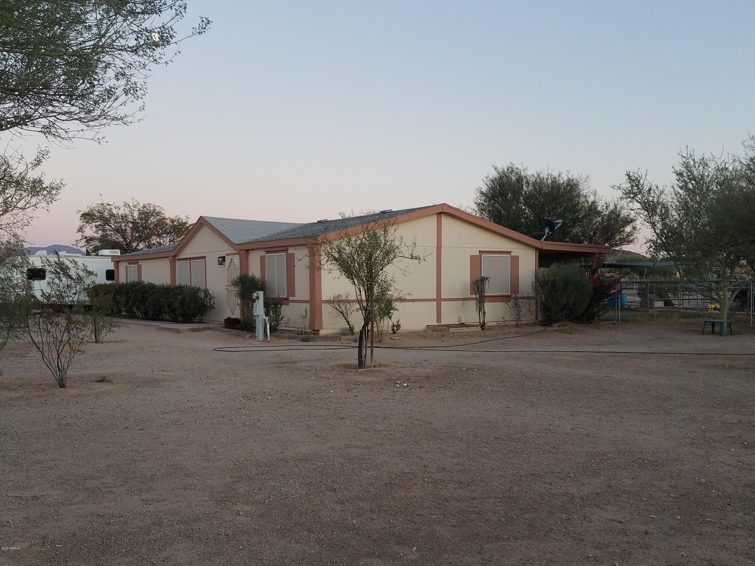 13201 South Kiva Road Buckeye, AZ 85326 - Photo 4 of 48 20201027_174332