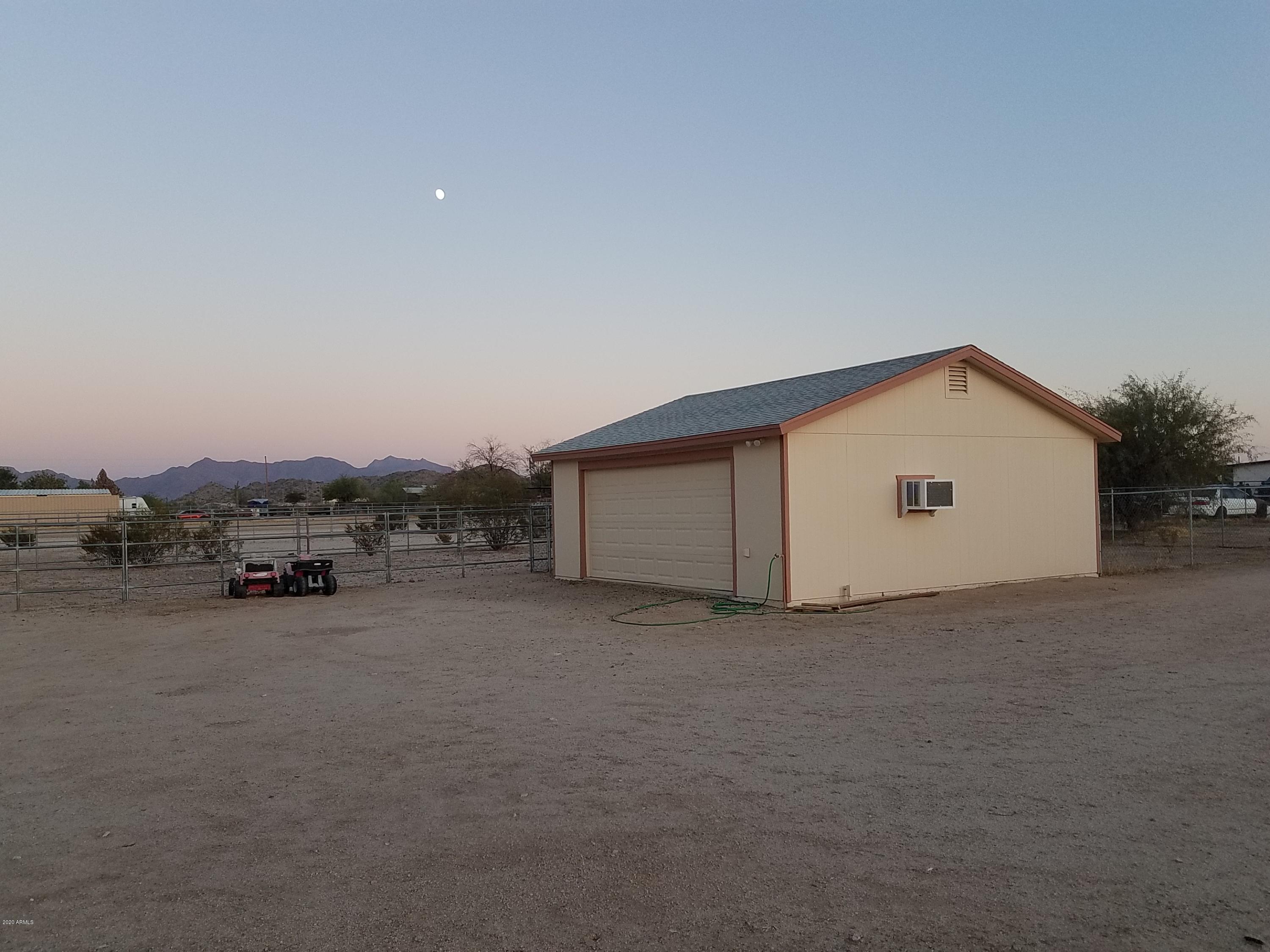 13201 South Kiva Road Buckeye, AZ 85326 - Photo 7 of 48 20201027_174246
