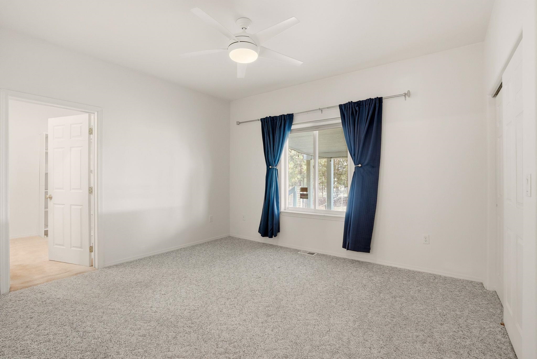 6916 South Cedar Road Spokane, WA 99224 - Photo 12 of 48