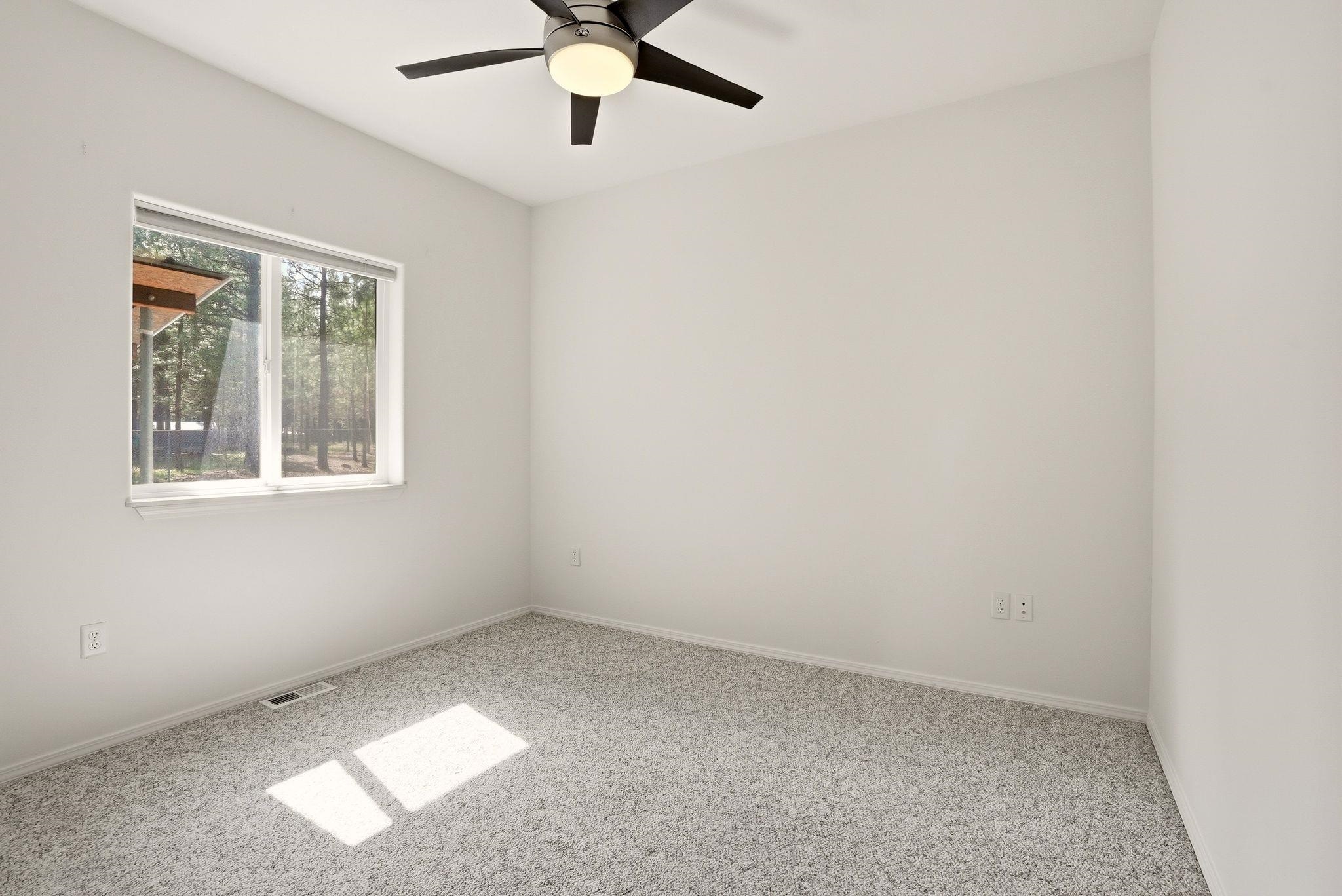 6916 South Cedar Road Spokane, WA 99224 - Photo 20 of 48