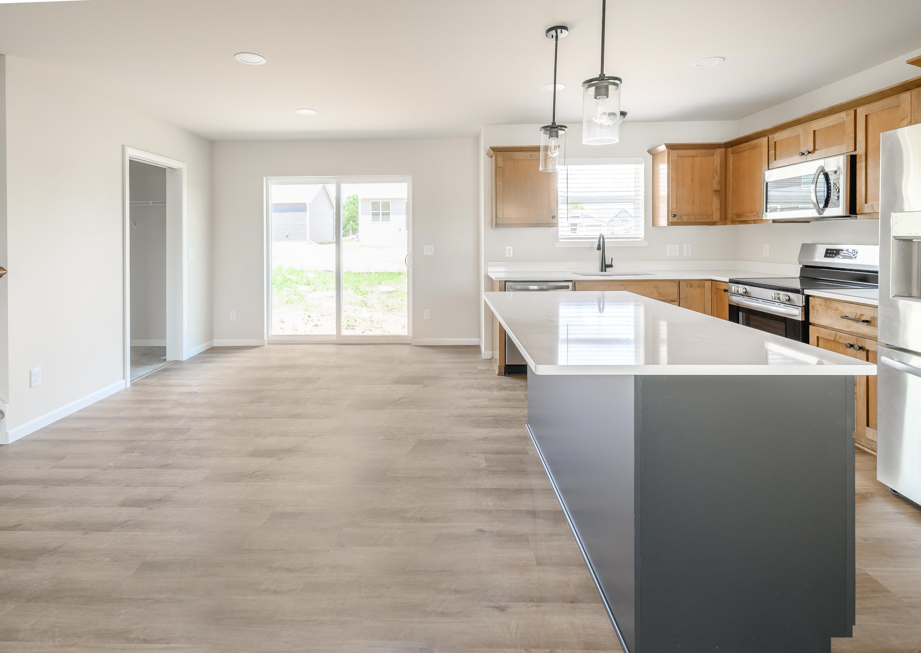 2534 Koshkonong Way Sun Prairie, WI 53590 - Photo 8 of 18