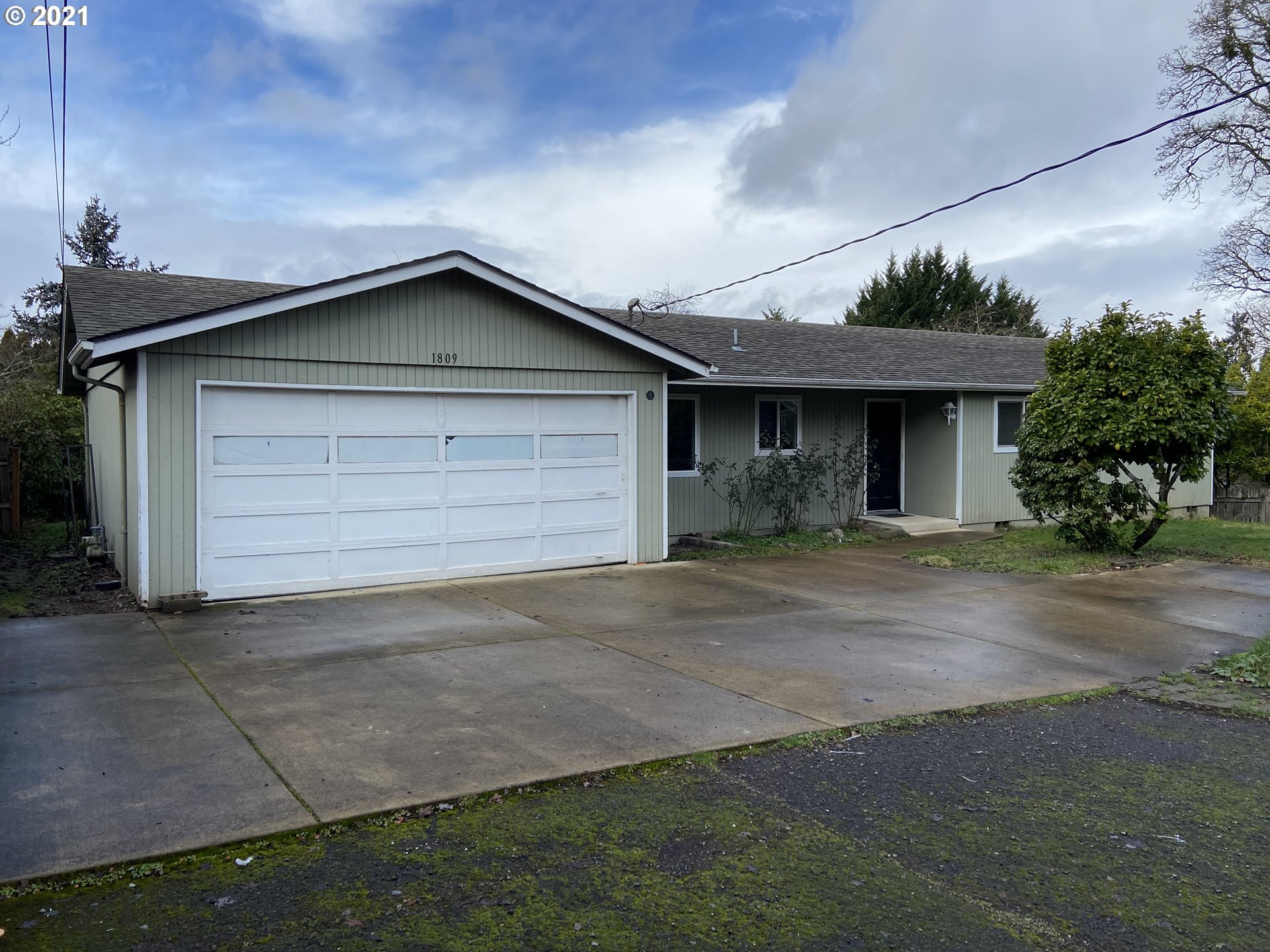 1809 Wallace Road Northwest Salem, OR 97304 - Photo 2 of 32 Gallery Image 2