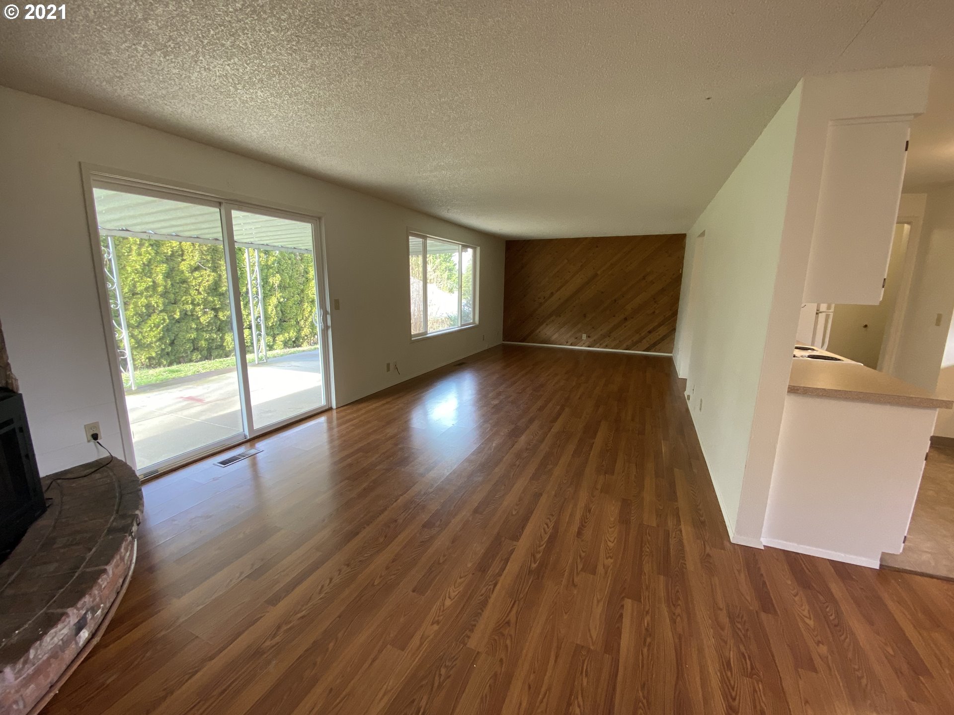 1809 Wallace Road Northwest Salem, OR 97304 - Photo 9 of 32 Gallery Image 9