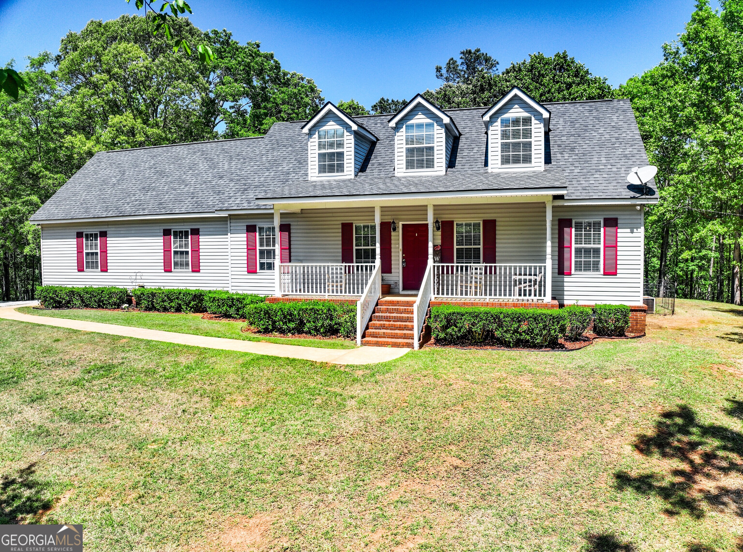 5280 Judge Brown Road Valley, AL 36854 - Photo 1 of 31