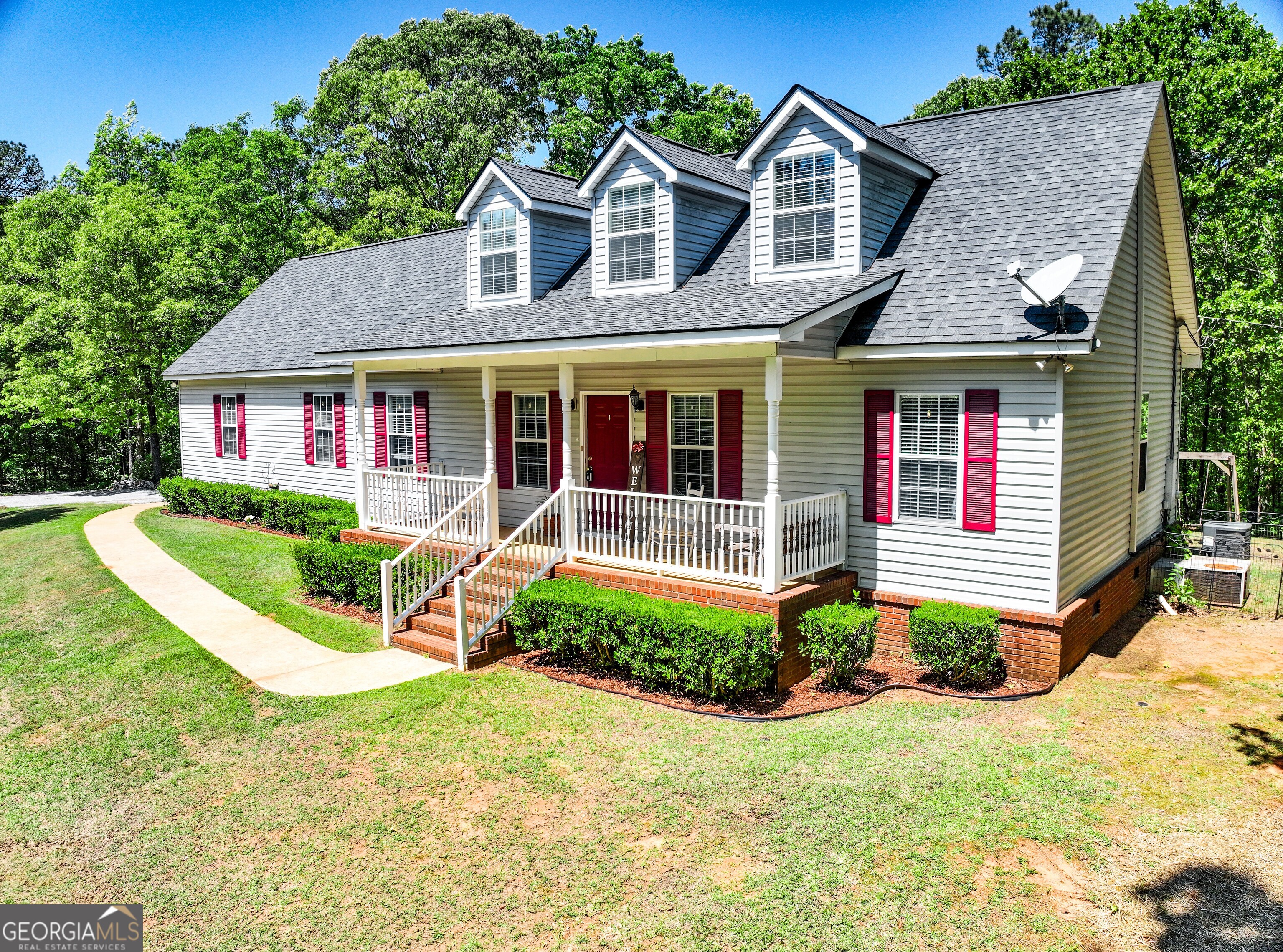 5280 Judge Brown Road Valley, AL 36854 - Photo 3 of 31