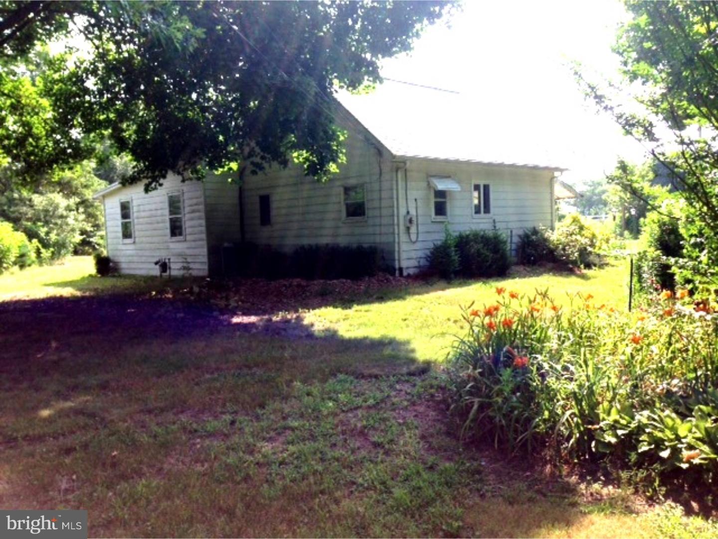 26 Three Bridge Road Monroeville, NJ 08343 - Photo 2 of 11 Exterior Side