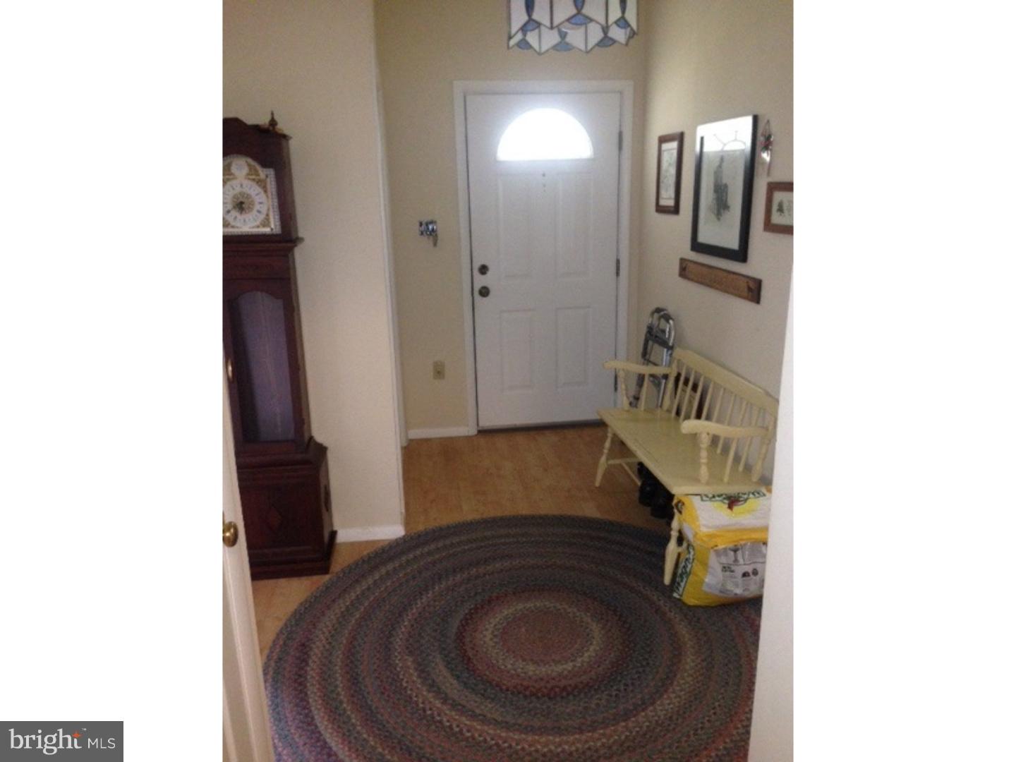 26 Three Bridge Road Monroeville, NJ 08343 - Photo 5 of 11 Foyer