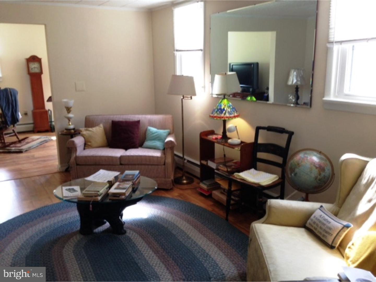 26 Three Bridge Road Monroeville, NJ 08343 - Photo 7 of 11 Living Room
