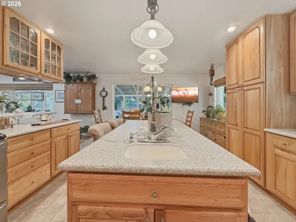 $779,000 | 1099 Parkview Drive, Brookings, OR 97415