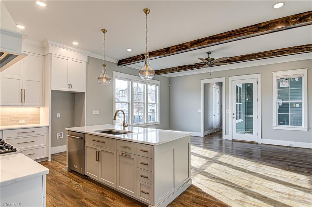 1123 Heron Ridge Road Winston-Salem, NC 27106 - Photo 4 of 40