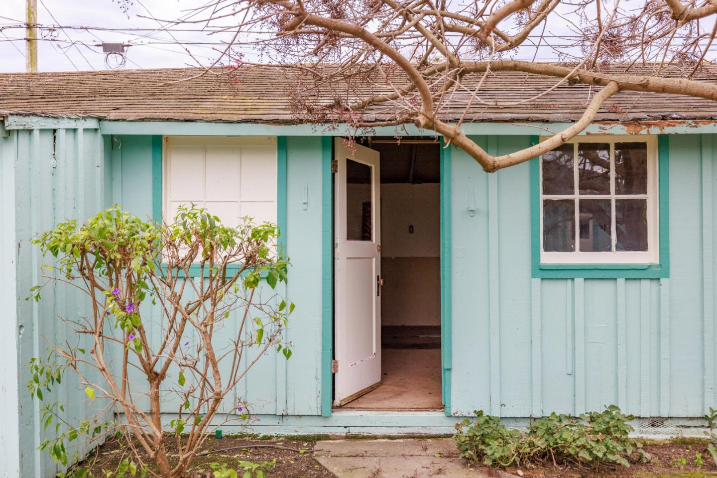 21 Fourth Street Spreckels, CA 93962 - Photo 23 of 31 a view of a entrance to house