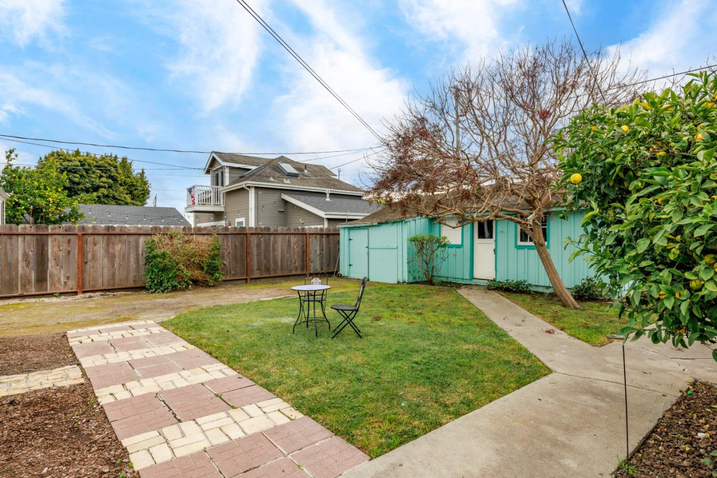 21 Fourth Street Spreckels, CA 93962 - Photo 4 of 31 a view of a backyard with a garden
