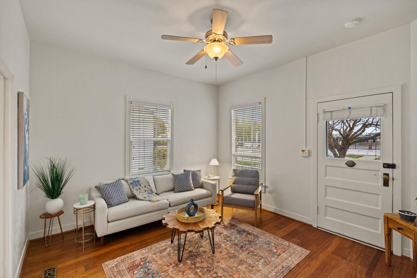 21 Fourth Street Spreckels, CA 93962 - Photo 7 of 31 a living room with furniture and wooden floor