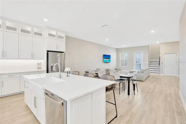 $8,500 | 5351 Bridge Street, Unit 100, Tampa, FL 33611