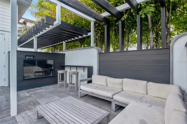 $8,500 | 5351 Bridge Street, Unit 100, Tampa, FL 33611