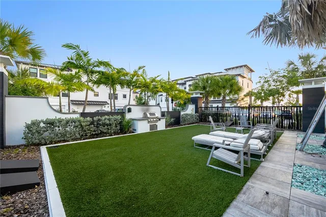 $8,500 | 5351 Bridge Street, Unit 100, Tampa, FL 33611