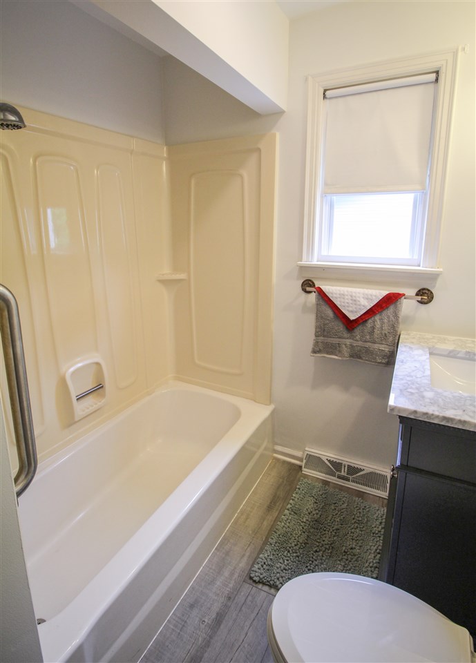 12340 North Clio Road Clio, MI 48420 - Photo 17 of 34 50018840-16.JPG