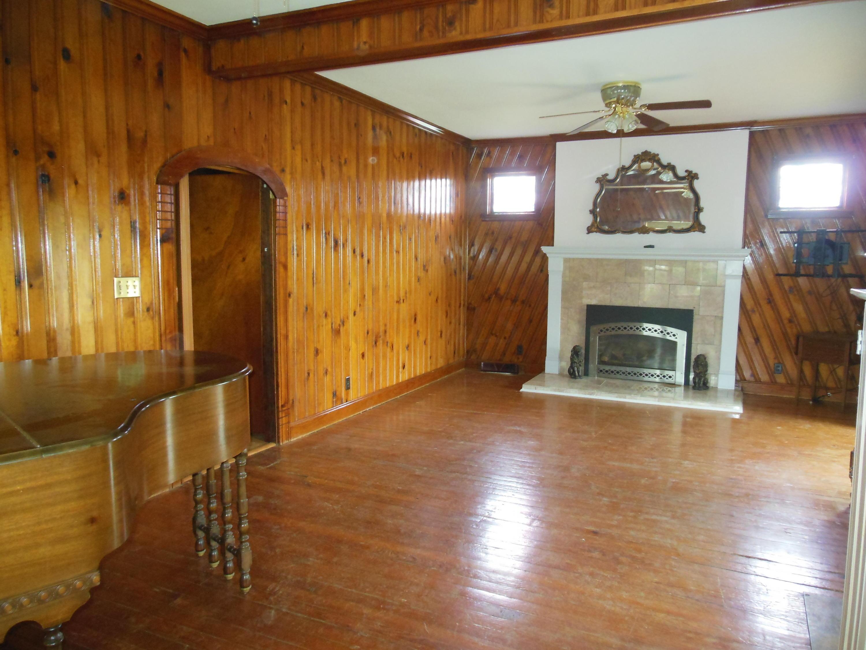 7105 Alkire Road Galloway, OH 43119 - Photo 8 of 23 Gallery Image 8