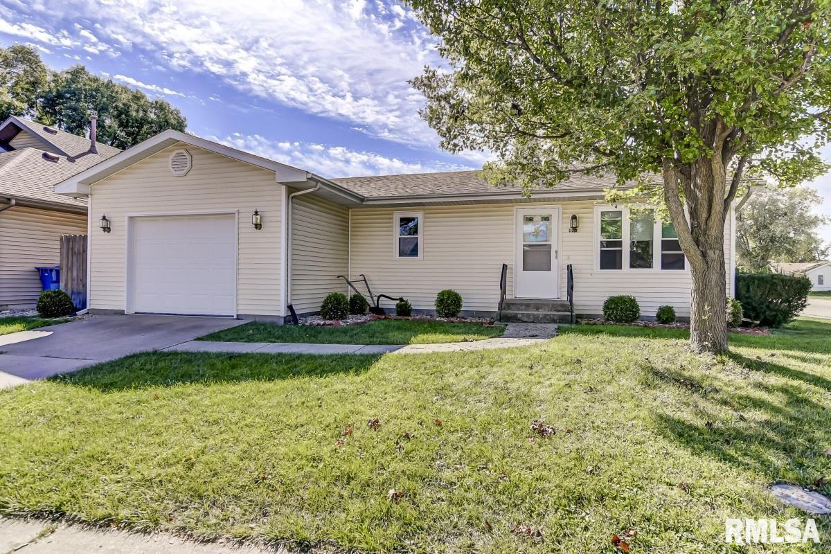 120 Como Lane Springfield, IL 62703 - Photo 2 of 40