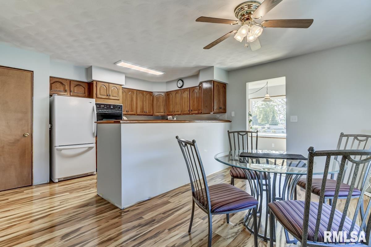 120 Como Lane Springfield, IL 62703 - Photo 16 of 40