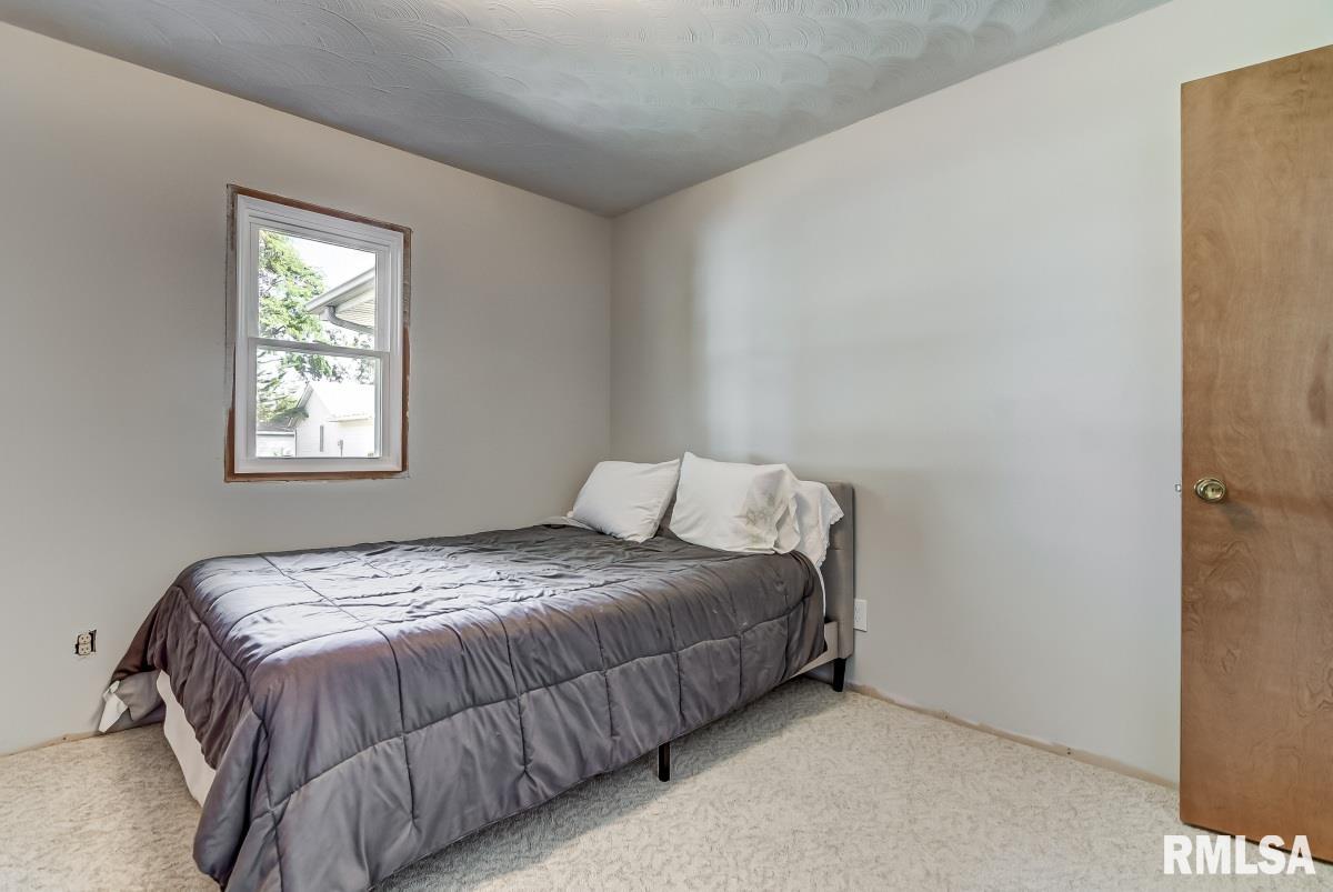 120 Como Lane Springfield, IL 62703 - Photo 23 of 40