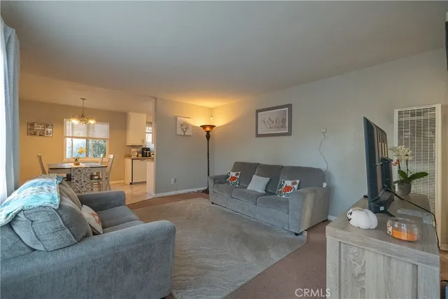 $520,000 | 1083 Lorraine Place, Rialto, CA 92376