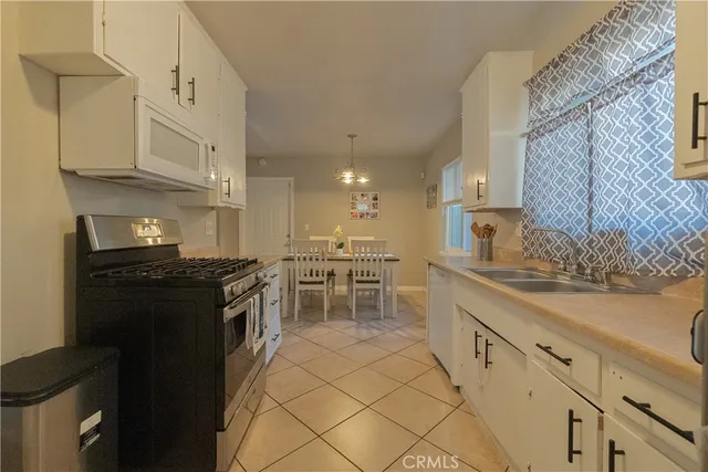 $520,000 | 1083 Lorraine Place, Rialto, CA 92376