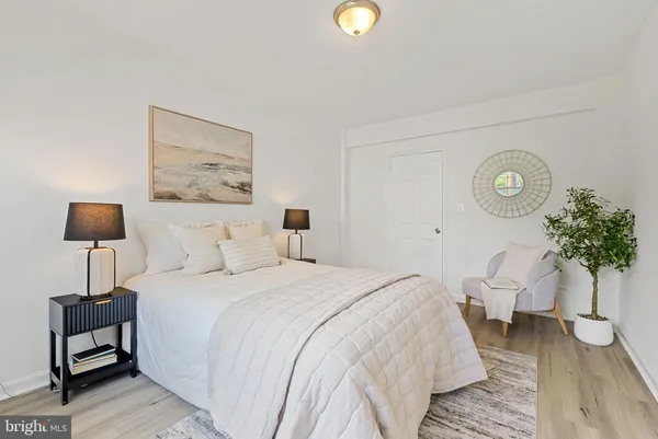 $270,000 | 4358 North Pershing Drive, Unit 43583, Arlington, VA 22203